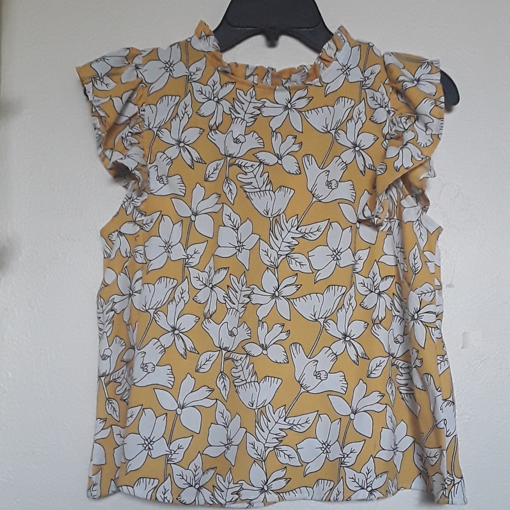 Womens size S floral blouse